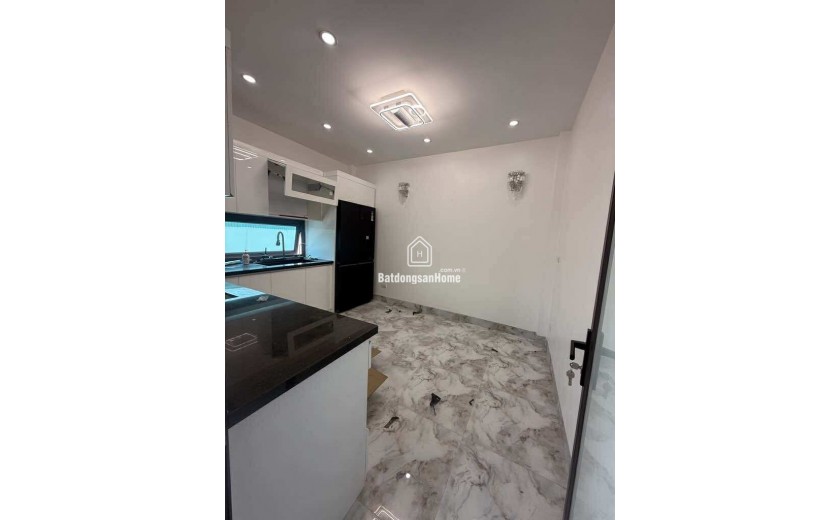 Minh Khai, 42m 5 Tầng Thang Máy Mới Tinh, Cạnh Times City, Full Nội Thất, Hơn 8 Tỷ